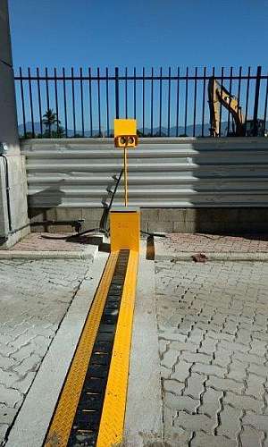 Dilacerador de pneus a venda Dilacerador de pneus a venda